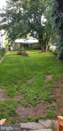 318 Green St, Hazle Township PA  18201-5706 exterior