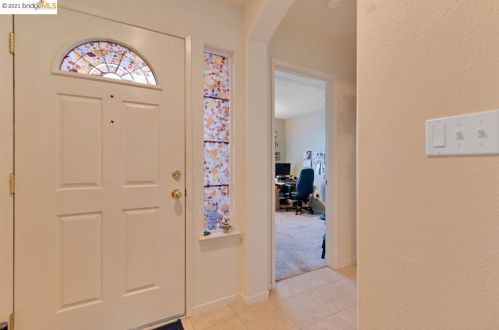 402 Laurel Pl, Rio Vista CA  94571-2181 exterior