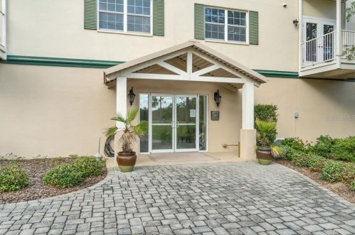 8156 Southern Pines Dr, Brooksville, FL 34601-5599