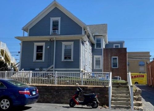 108 Main St, Norwich CT  06360-6056 exterior