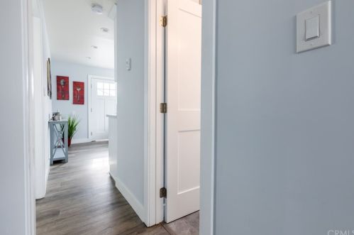 406 Poplar St, Compton CA  90220-2038 exterior