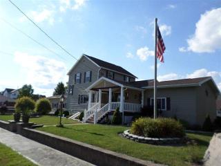 123 Garrett St, Somerset, PA 15501-2543