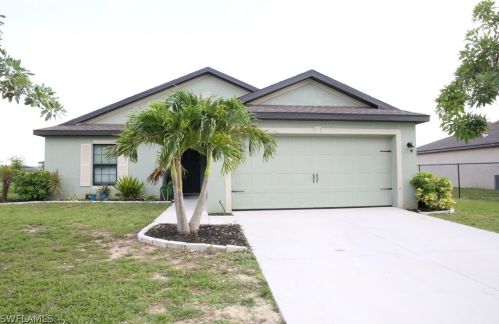 716 Evening Shade Ln, Lehigh Acres, FL 33974-0809