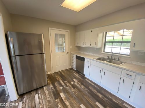 2078 Church St, Marianna FL  32448-2587 exterior