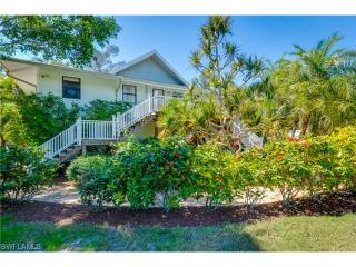 2999 Twin Ponds Dr, Sanibel, FL 33957-5621