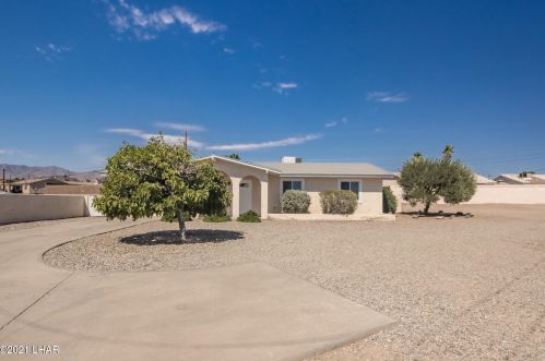 960 Bluebird Dr, Lake Havasu City, AZ 86406-7805