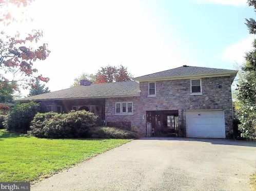541 Baltimore St, Upton, PA 17225-1007