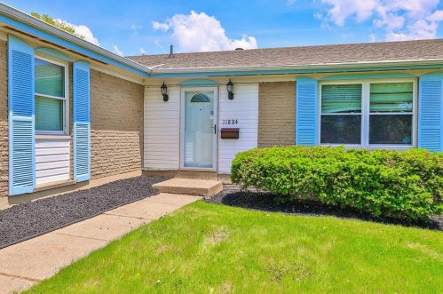 11884 Hamden Dr, Cincinnati, OH 45240-1843