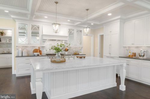 577 Jobel Dr, Tavistock NJ  08033-1034 exterior