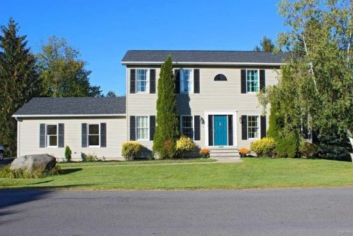 145 Skyline Dr, Scriba, NY 13126-4237