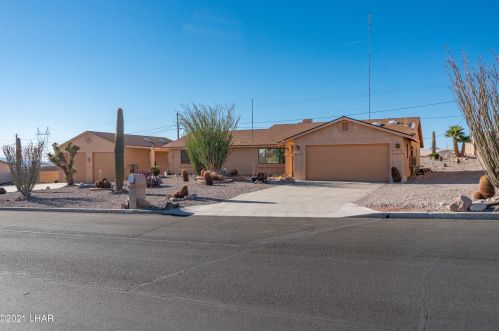 3725 Tahitian Dr, Lake Havasu City, AZ 86406-6448