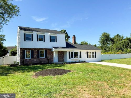 10 Liberty Ct, Berlin Boro, NJ 08009-1324