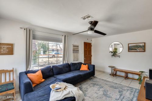 9414 11th Pl, Phoenix AZ  85020-2604 exterior