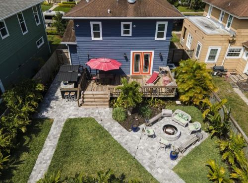 1170 24th Ave, Saint Petersburg, FL 33704-3245
