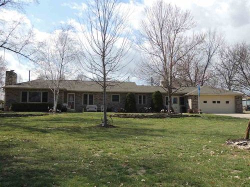 1601 3rd St, Oakhill, KS 67432-1605