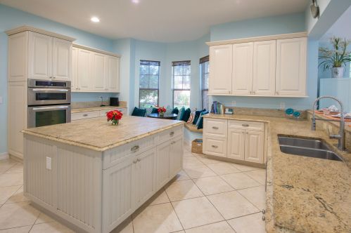 6520 Martinique Way, Vero Beach FL  32967-7575 exterior