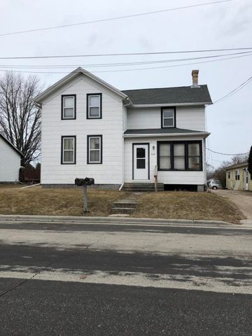 1117 Hazel St, Cleveland, WI 53015-1478