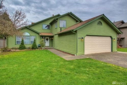 15625 156 Pl, Seattle WA  98058-6328 exterior