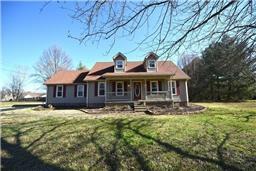 1344 Farmwood Dr, Murfreesboro, TN 37128-3700