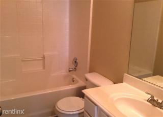 1009 Ridge Top Dr, Burleson TX  76028-7381 exterior