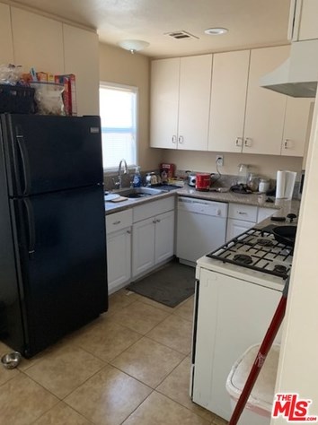 44606 Date Ave, Lancaster CA 93534-3516 exterior