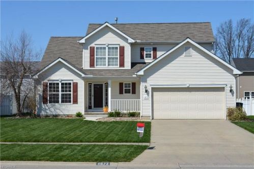 4672 Crossing Trl, Lorain, OH 44053-4417