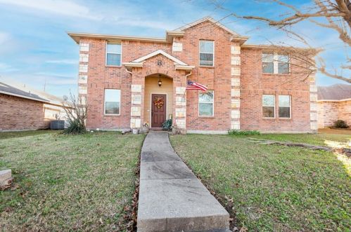 2928 Reata Dr, St Paul, TX 75098-7517