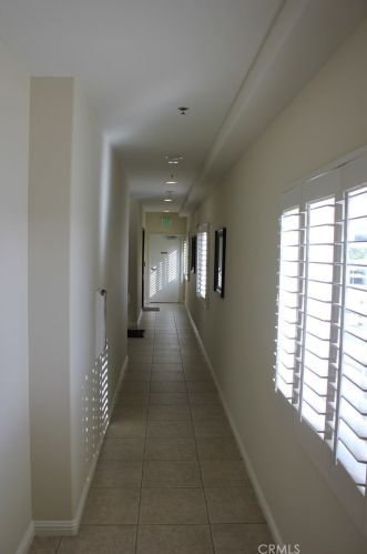 11501 Hatteras St, North Hollywood, CA 91601-1622