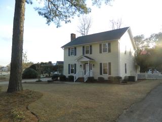 3211 Young Charles Dr, Florence, SC 29501-8274