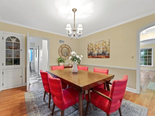 4114 Lk Dr, Milwaukee WI 53211-1719 exterior