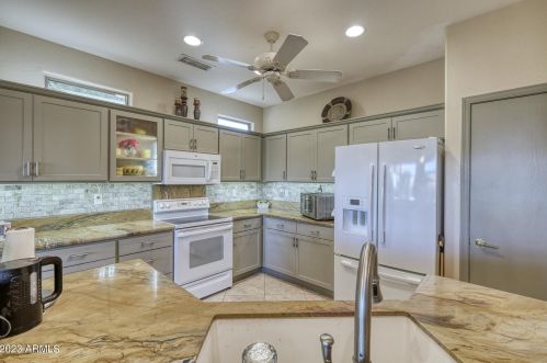 19139 Alameda Dr, Sun City AZ  85387-6449 exterior