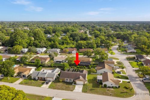 8811 Shenandoah Ln, Port Richey, FL 34667-2722
