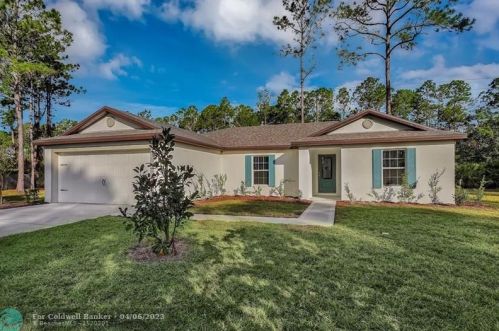 1943 Mackenzie St, Fort Pierce, FL 34953-1335