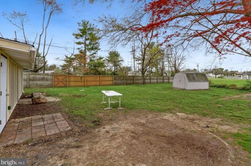 1 Helm Turn, Willingboro NJ  08046-1808 exterior