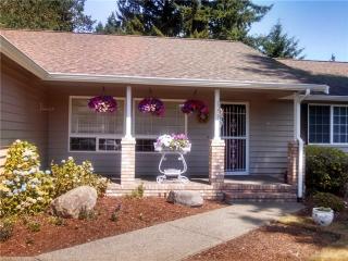 542 Bulldog St, Olympia, WA 98503-1422