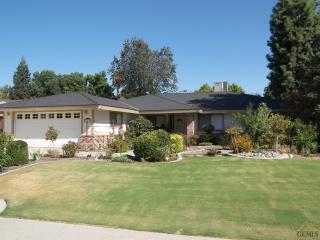 7812 Revelstoke Way, Bakersfield, CA 93309-5351