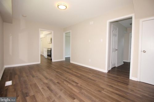 42 Temple Ln, Willingboro NJ  08046-3706 exterior