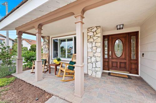 24071 Cindy Ln, El Toro, CA 92630-1814
