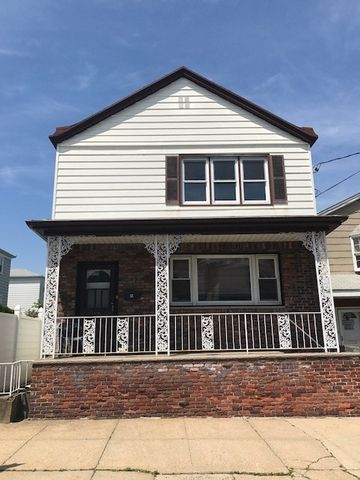55 4 St, Bayonne NJ  07002-1144 exterior
