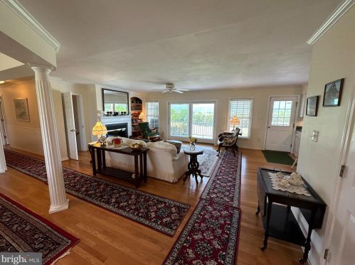 803 Hook Hill Rd, Richmond National Battlefiel VA  22835-3505 exterior