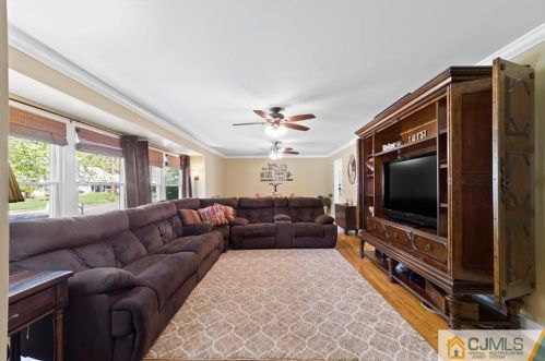 15 Sandburg Dr, Morganville NJ  07751-1428 exterior