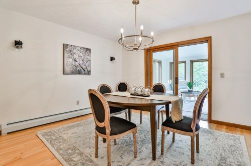 26 Wright Rd, Hollis NH  03049-6154 exterior