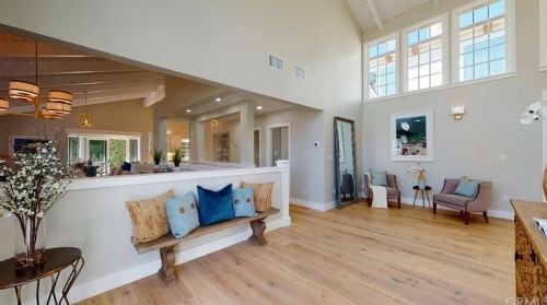 1657 Gates Ave, Manhattan Beach CA  90266-7028 exterior