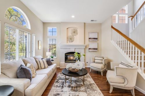 36 Arroyo View Cir, Belmont, CA 94002-3184