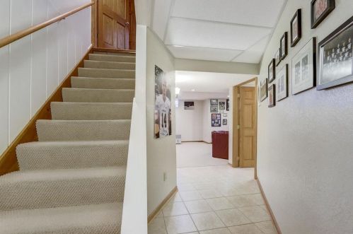 5237 20th St, Milwaukee WI 53233-2548 exterior