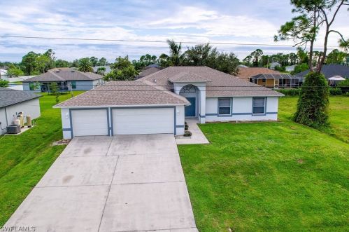 1112 34th St, Cape Coral, FL 33909-3304