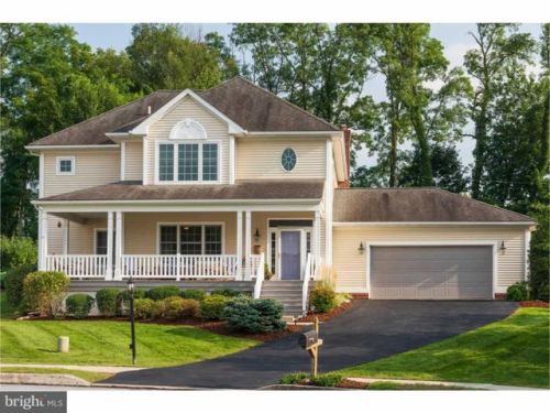 535 Ferncastle Dr, Downingtown, PA 19335-4844