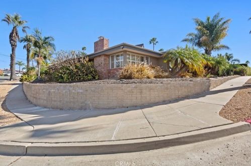 9305 Monona Dr, La Mesa, CA 91942-3911