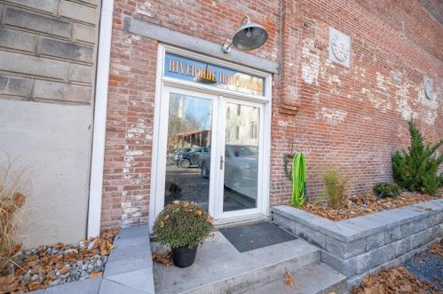 43 Delaware Dr, Easton, PA 18042-1846