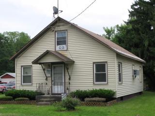 150 Macarthur Ave, Dorloo, NY 12043-4617